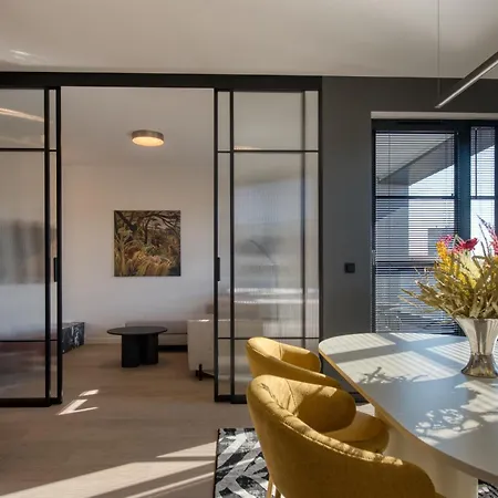 Doki Living By Q4Apartments Parking & Foodhall-2