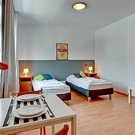 Nice Rooms - Pokoje Goscinne-3