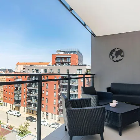 City Center - Granary Island By Apartmore-3