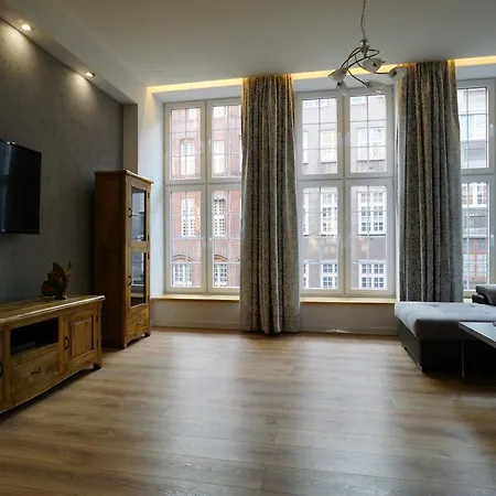 Apartament Mariacka 42-2