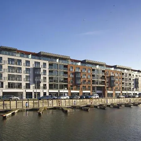 Waterlane SPA Pool&Gym Apartments-3
