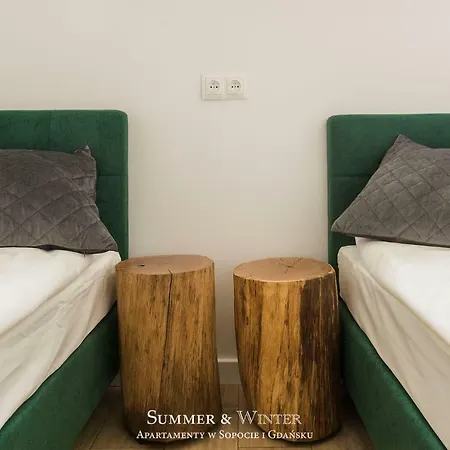Summerwinter - Luxury Green Old Town Apartment, 2 Bedrooms & Sofa-2