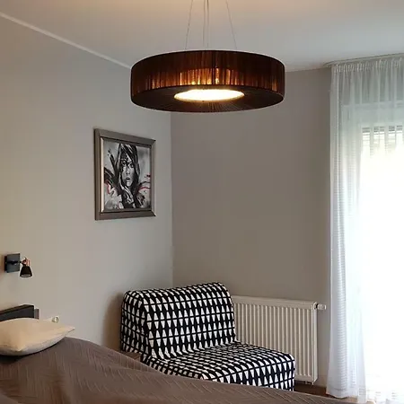Apartment 100M From Old Town And Marina-3