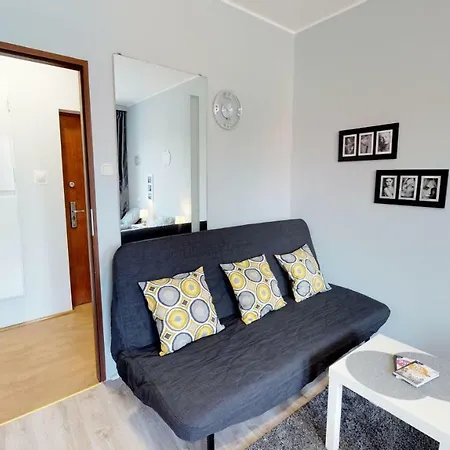 New Whitehouse Rooms-2