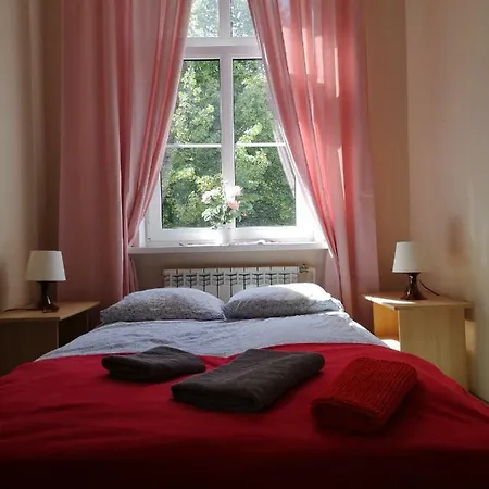 Rooms Close To Everywhere-2