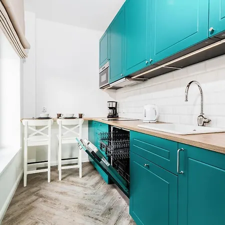 Apartments Gdańsk Rajska by Renters-3