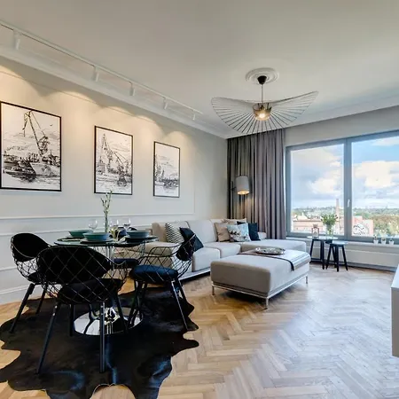 Brabank Riverside Premium Apartments & Free Parking By Downtown Apartments-3