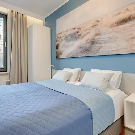 Apartment Long Gardens Triapart-3