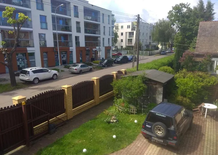 Sloneczny Apartament Z Balkonem