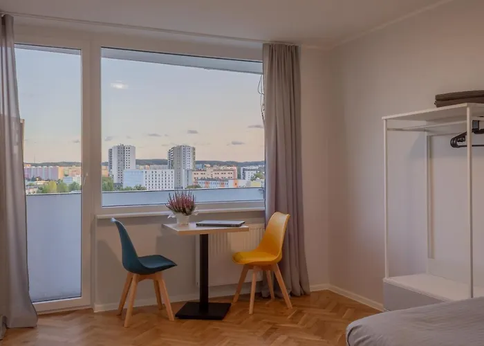 INITIUM Rooms - Pokoje Na Wynajem - Obrońców Wybrzeża 4D