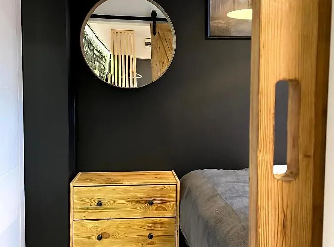 Apartament1 Tri-City Oliwa Ogród, prywatne wejście