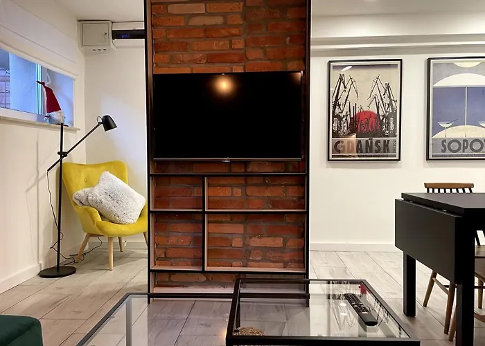 Apartament2 Tri-City Oliwa Ogród, prywatne wejście