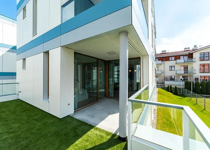 Sauna & Spa White Deluxe With Terrace By Oneapartments