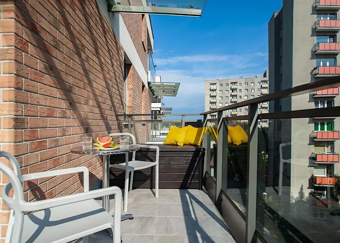 M&J Apartments - Garden Gates
