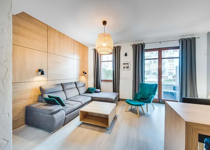 Greenwood With Terrace - Neptun Park By Oneapartments