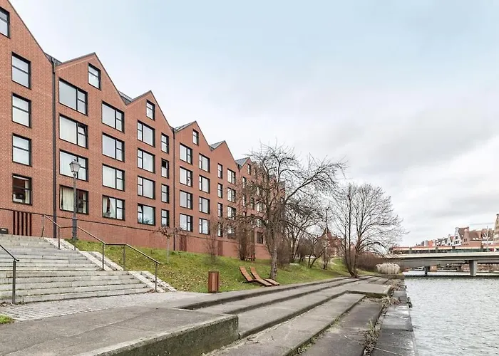 Unique Apartments - Gold - Private Sauna & River View & Ac