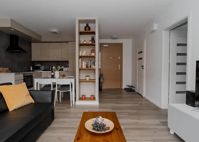 Totu Home Waterlane Island Apartments - Free Parking, Pool, Sauna, Gym