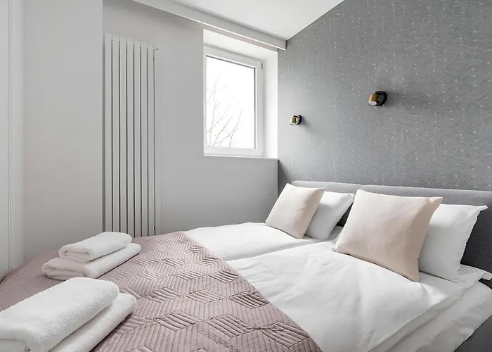 Flatbook - City Center Apartments Kamienna Grobla