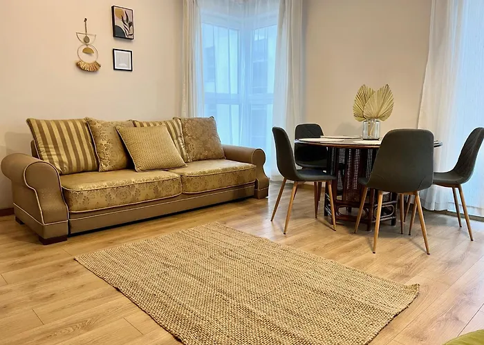 Oldtown Retro By Marina With Balcony For 6 People