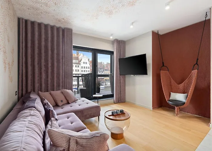 Deo Plaza Riverside Deluxe Apartments By Noclegi Renters