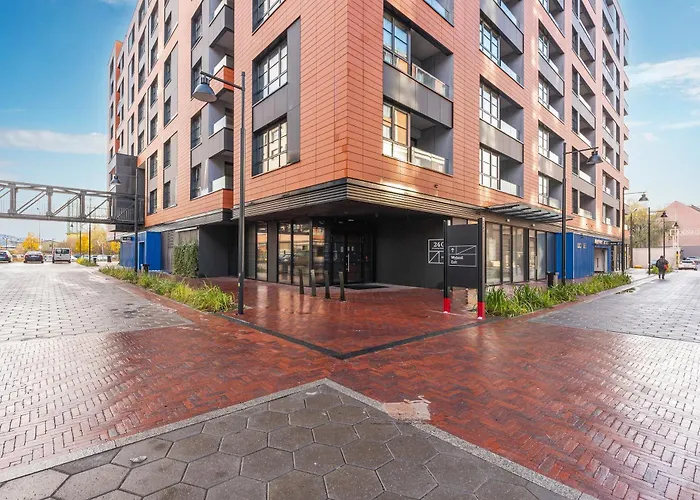 DOKI Living&Foodhall Apartament z widokiem na Marinę Cesarską