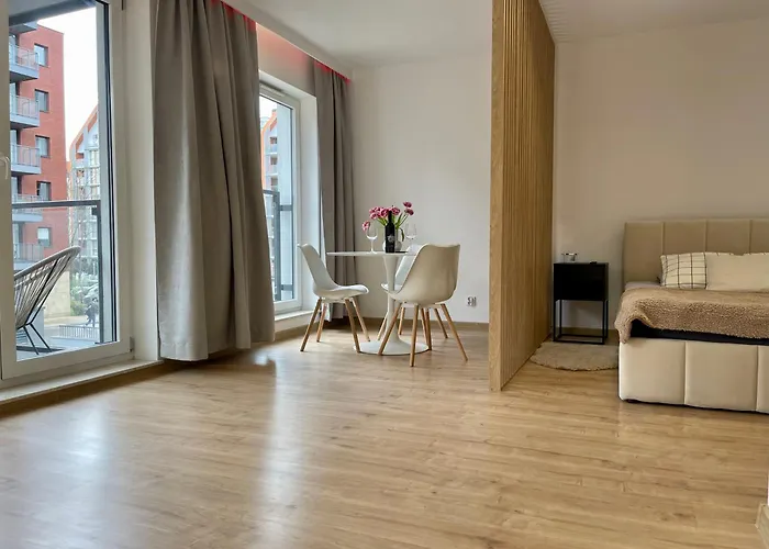 Island Modern Box Apartment