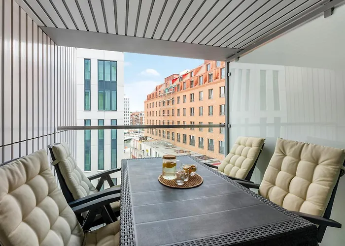 Granaria Riverside By Downtown Apartments