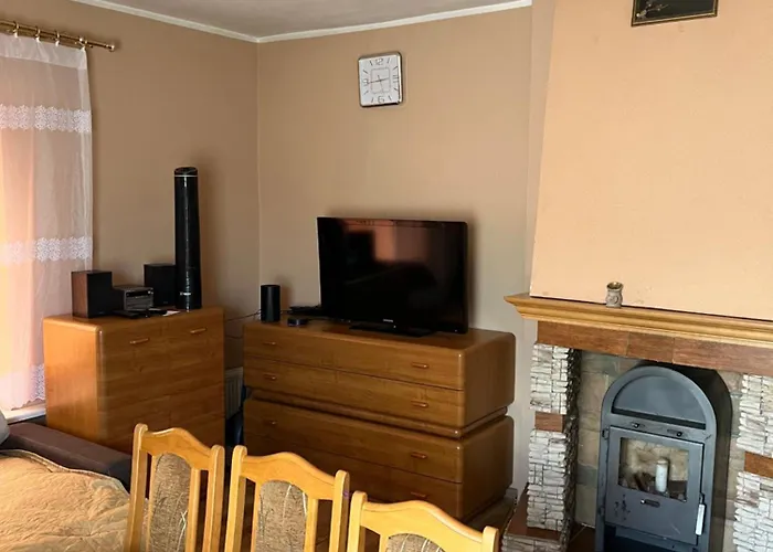 Mieszkanie Strajku Dokerów 2 lok 5