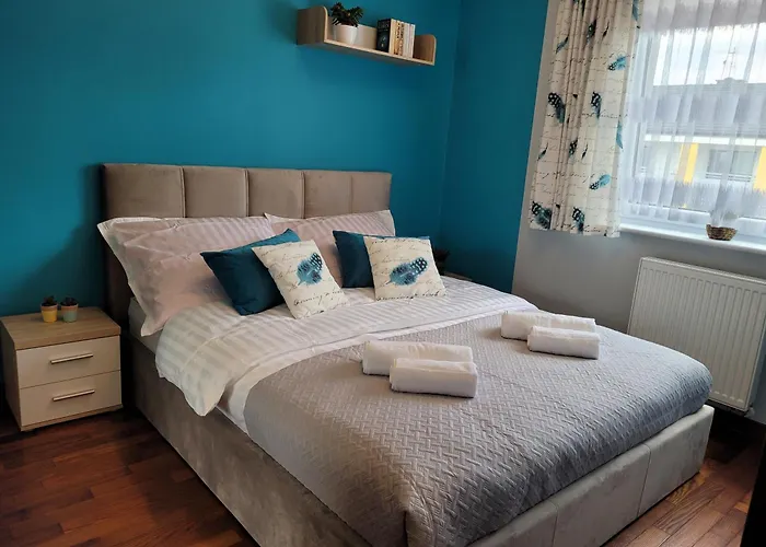 Tytus Apartment z klimatyzacją, bezpłatnym parkingiem i stacją EV AC 3,5kW