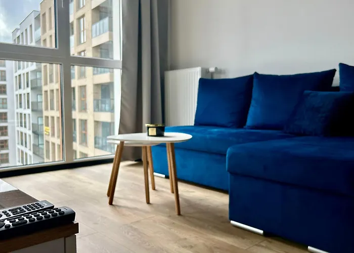 Seaside Modern Box