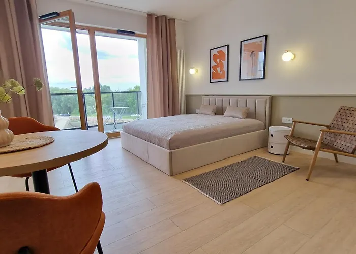 Porto Carlo Apartments, Fitness & 500M Beach