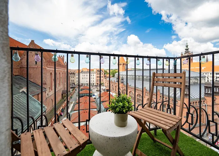 Stunning With Balcony