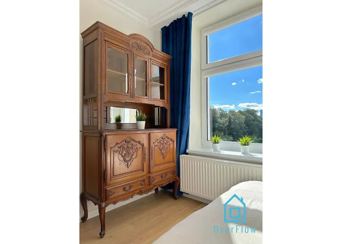 Seredino Navy Apartment- Modern Comfort In A Quiet Location, 5 Minutes To Gdansk Old Town & Seaside