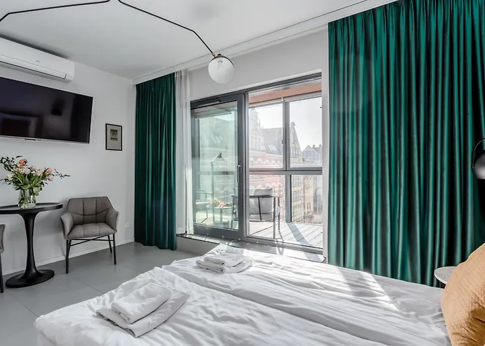 Deo Plaza Wyspa Spichrzów Apartments by Noclegi Renters
