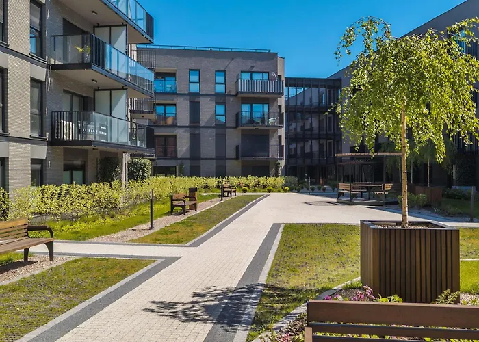 Motlavian By Renters Prestige