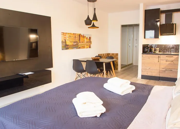 Honey Apartments