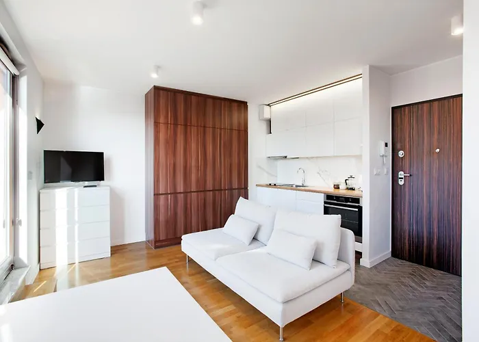 Marine Studio With Balcony And Parking By Tyzenhauz