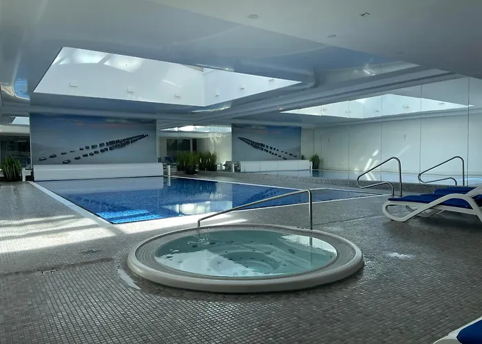 Lily Apart - Waterlane Pool & Gym