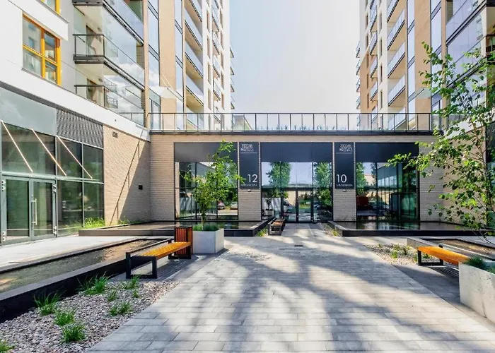 Ambershell Apartment