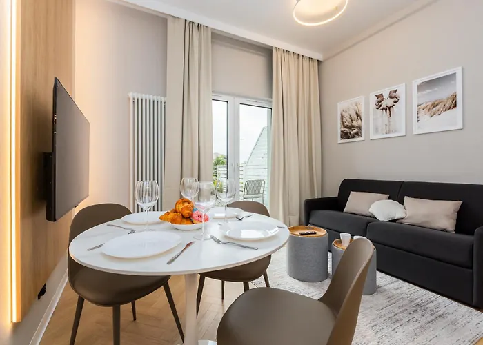 Glow Apartments - Apartamenty Baltic Plaża Stogi