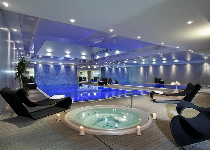 Szafarnia Luxury Apartments On The Motlawa River Gdansk By Noclegi Renters