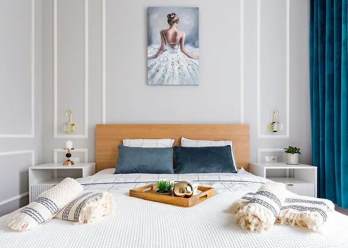 Botanica Vip Apartment By The Sea
