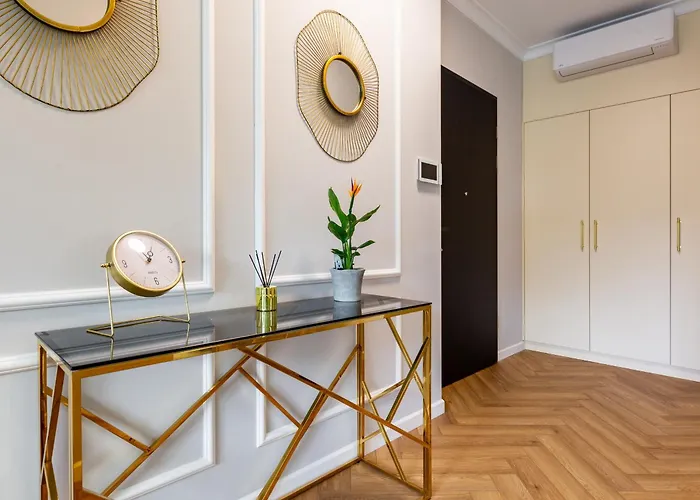 Botanica Vip Apartment By The Sea
