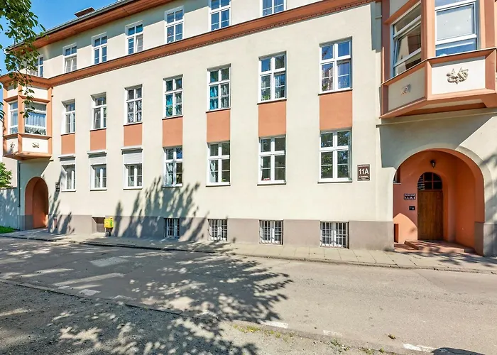 City Center, Art House & Family Stay By Downtown s
