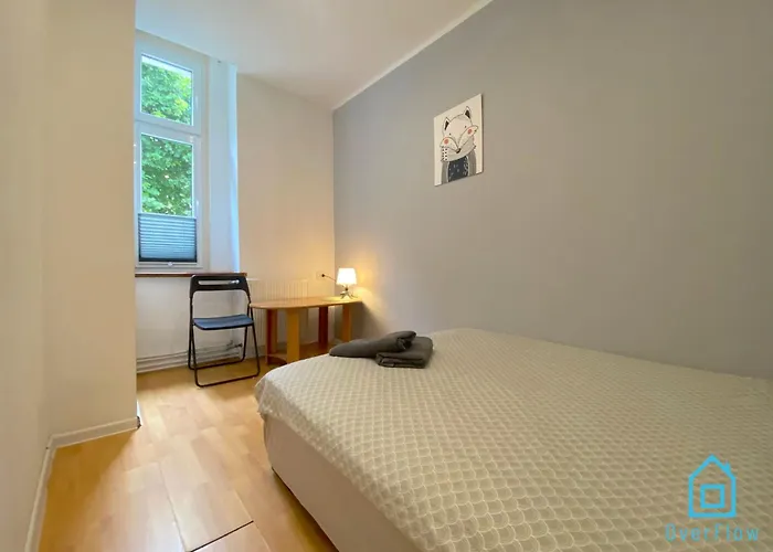 Square Room - 20 Minutes To Gdansk Old Town & Seaside
