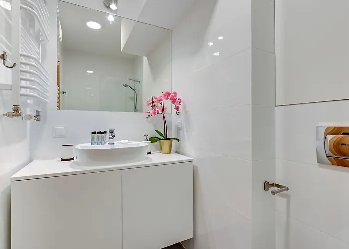 Waterlane Island Spa & Wellness Residences By Noclegi Renters
