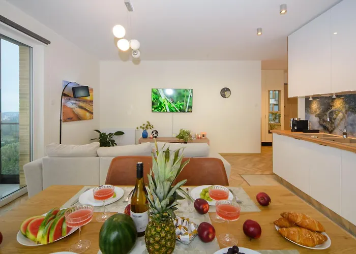 Maya'S Flats 101 - Sea View, 3 Rooms In