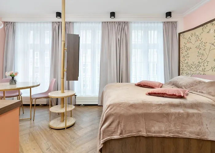 The Heart Of Old Town Gdansk Apartments By Renters Prestige