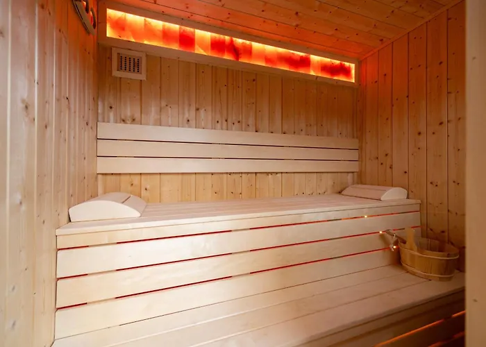 La Catedral - Zen Garden With Private Sauna & Jacuzzi, Old Town Gdansk