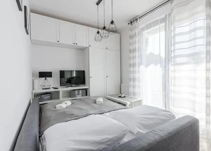 Golden Apartments Gdansk - Cozy Studio - Great Location&Kollotaja